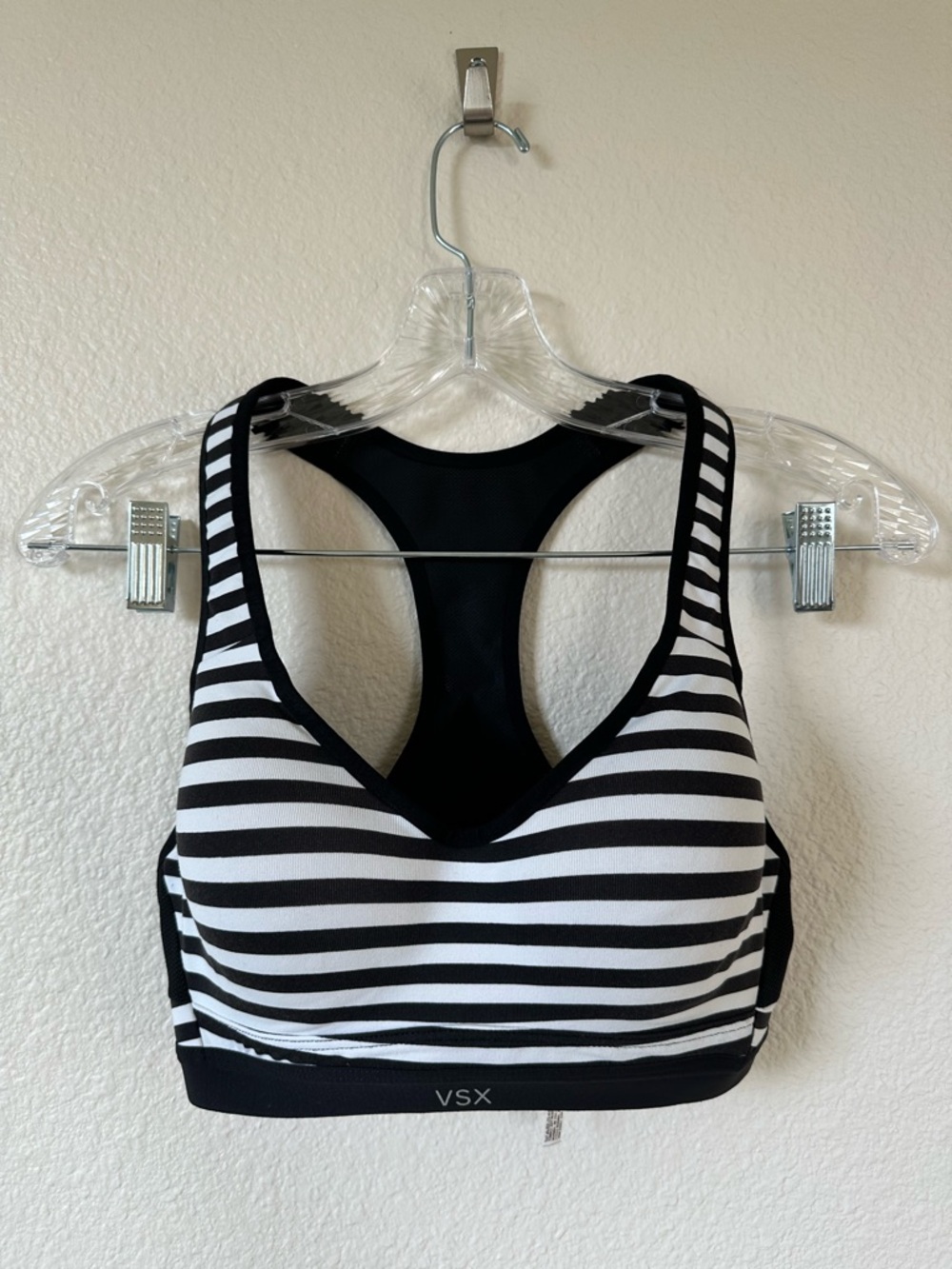 Victoria's Secret VSX Sport Underwire Padded Sports Bra 32C Black White Stripe